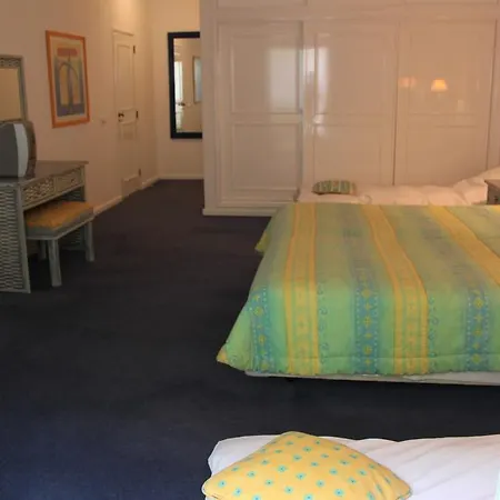 Alto Club Oleander Vila Alvor