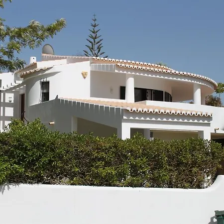 Alto Club Oleander Villa